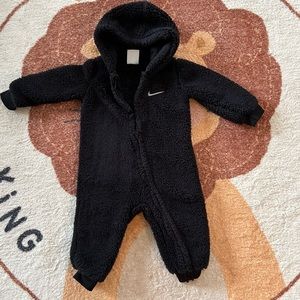 Nike sherpa snow suit